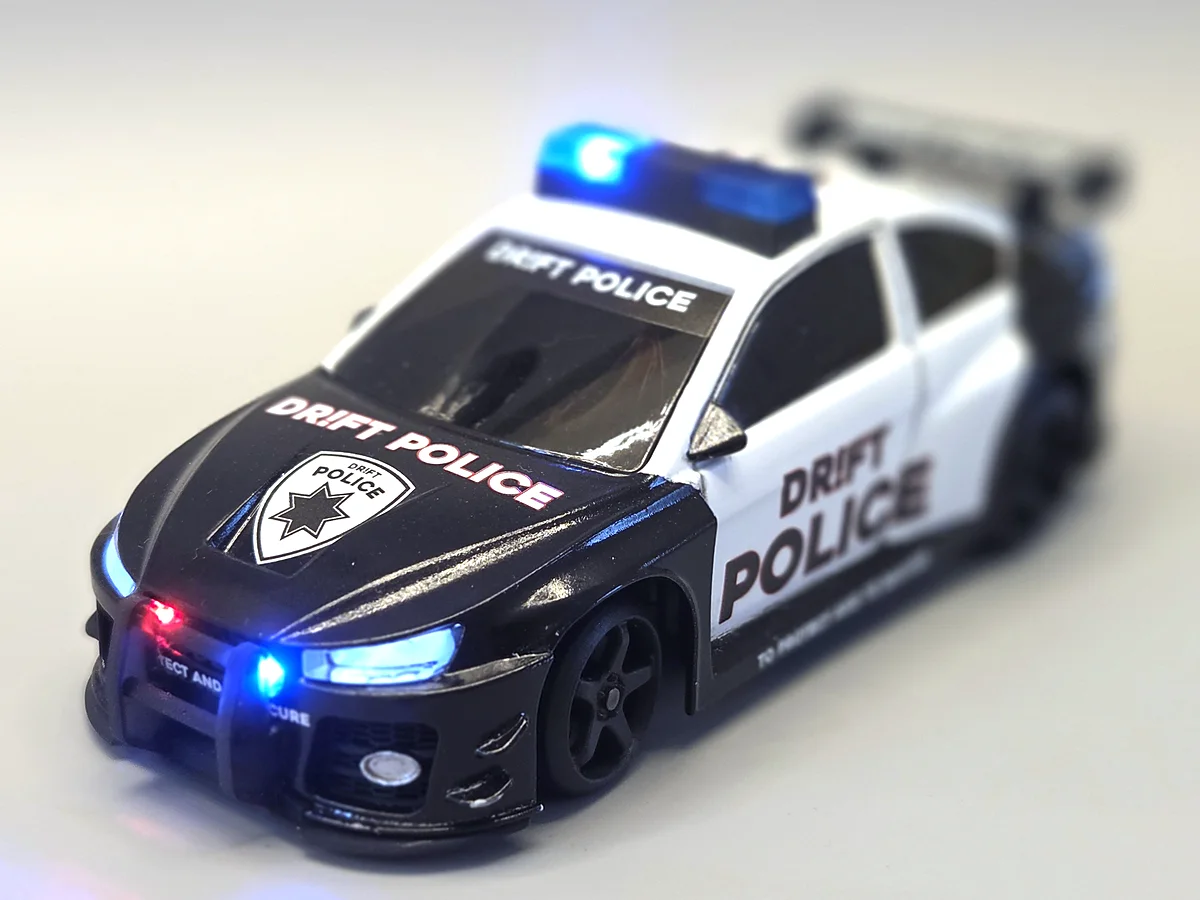 Sturmkind DR!FT PoliceCar mit L!GHTS, Dachbalken und Front